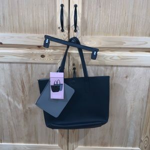 Serra NWT Reversible tote with coin purse